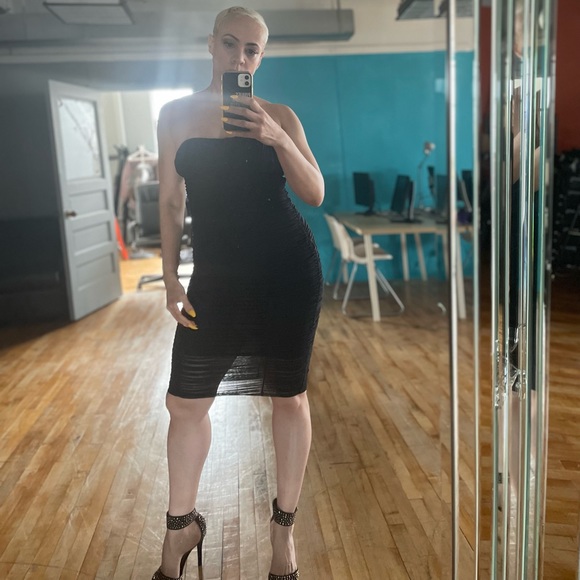 COPY - Express black fitted strapless dress - Picture 5 of 5